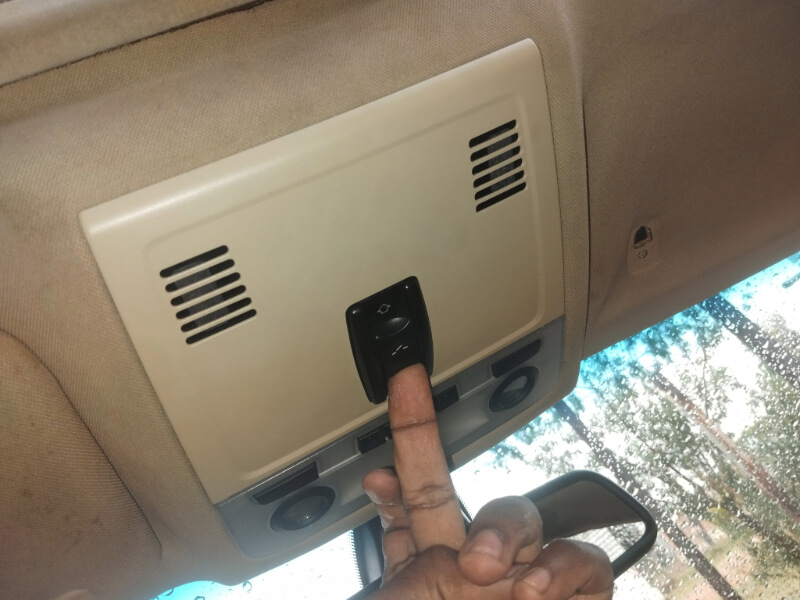 Sunroof reset