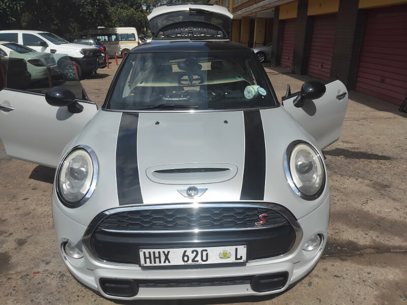 Mini cooper repairing its sunroof